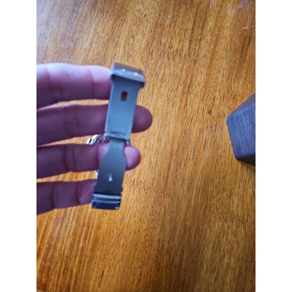 Relic Watch Men Stainless Silver Steel Date 50m Water Resist Battery Gray Quartz - Picture 7 of 7